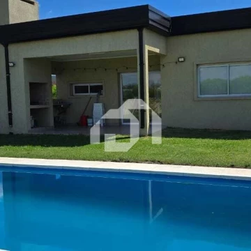 Casa  en Venta en San Ramón, Pilar del Este, Pilar