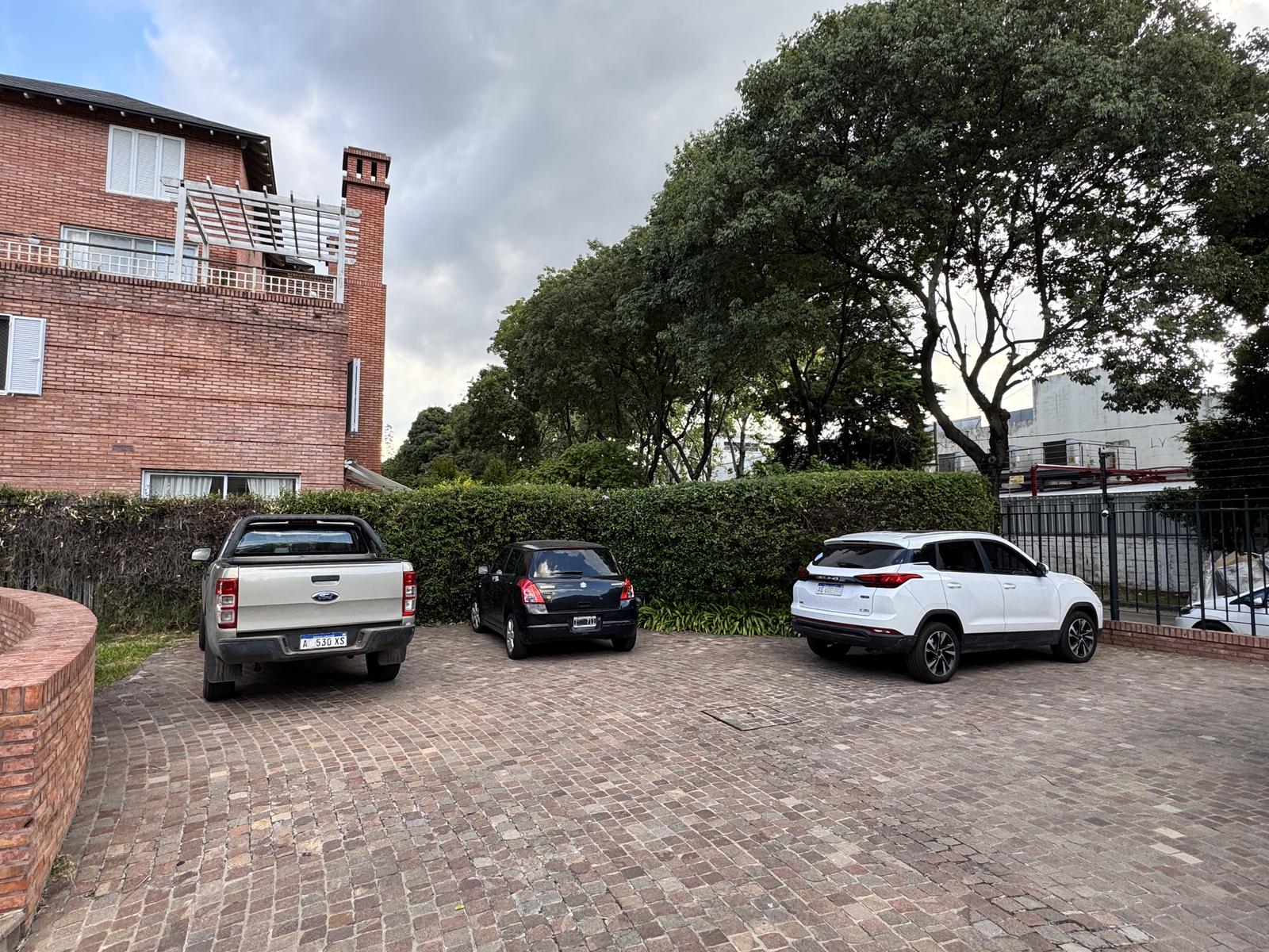 Cochera de 12 m² en San Isidro, barrio cerrado, foto 2