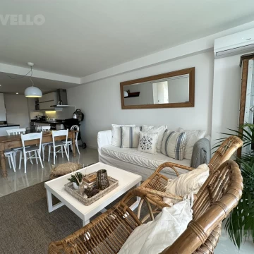 Departamento en  venta, 2 dormitorios mas servicio, Playa Brava