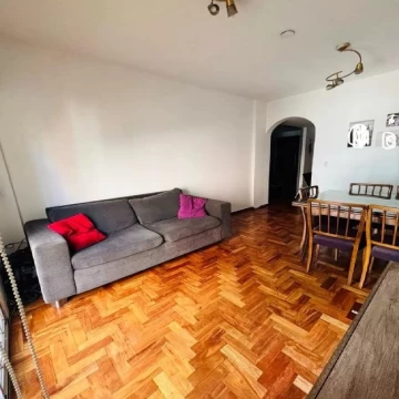 Avenida Directorio 200