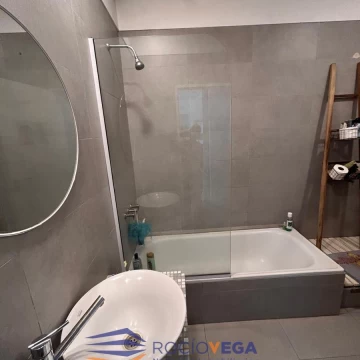1743103461.jpg