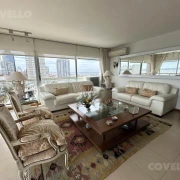 Torre Plaza en venta, vista al puerto