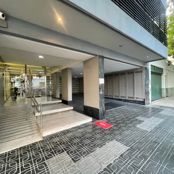 Muy bajas expensas, ubicado en el 1 er piso -  impecable - Ideal inversion o primera vivienda