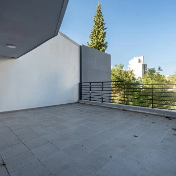 1744125160.jpg