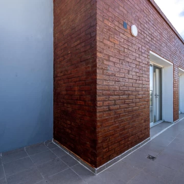 1744125258.jpg