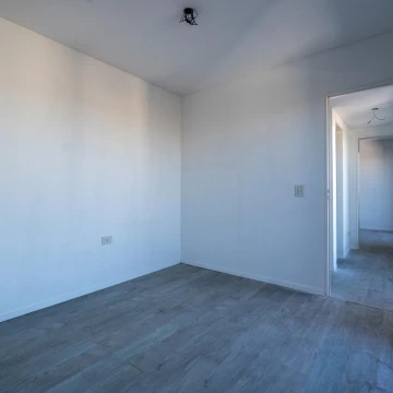 1744125261.jpg