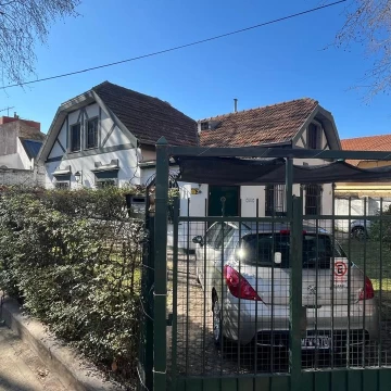 Casa en Olivos en venta zona Quinta presidencial 4 dormitorios