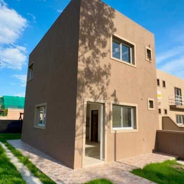 PAGANINI VENDE CASA ESTRENAR EN PH APTA CREDITO SOBRE BV