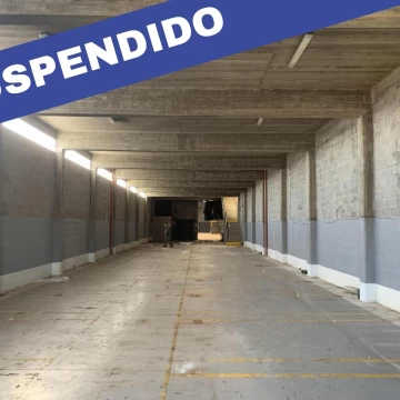 Se vende el block de dos inmuebles intercomunicados con salida a dos calles,  Dardo Rocha y Alsina.