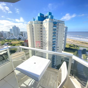 VENTA - 2 DORMITORIOS- SERVICIOS A PASOS DEL MAR - PLAYA BRAVA -  REF:3827488
