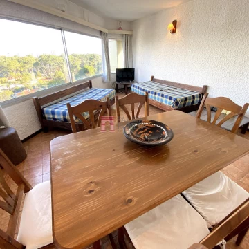 VENTA: APARTAMENTO 2 DORMITORIOS PUNTA DEL ESTE REF:3904977