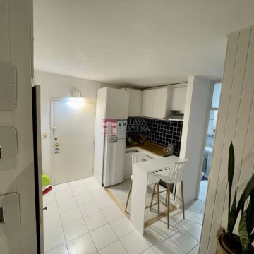 VENTA: APARTAMENTO UN DORMITORIO Y MEDIO CON VISTA AL MAR EN PUNTA DEL ESTE. SAP5123984