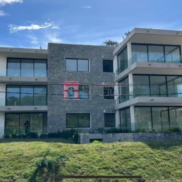 VENTA: 1 Y 2 DORMITORIOS DELUXE PLAYA BRAVA PUNTA DEL ESTE