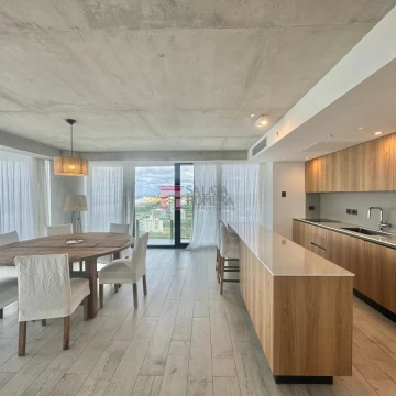 Venta- Surfside - 2 dormitorios , Playa Brava , Punta del Este SAP6036492