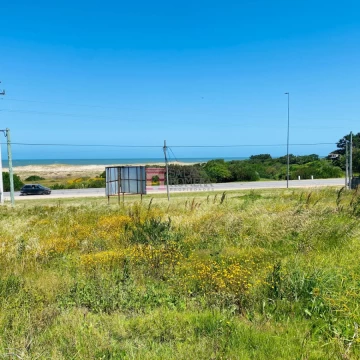 Terreno de 2.100m2 con 30mts de frente a Ruta 10 El Chorro Manantiales
