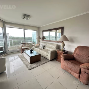 Venta Ocean drive tres dormitorios