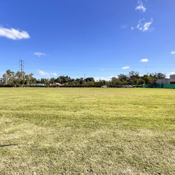 Terreno central en venta en Los Cardos