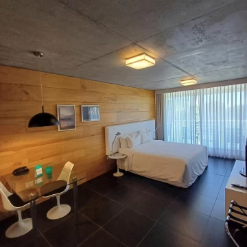 Venta Apartamento  Hotel Costa Colonia  ubicado sobre Rambla Costanera   Colonia del Sacramento