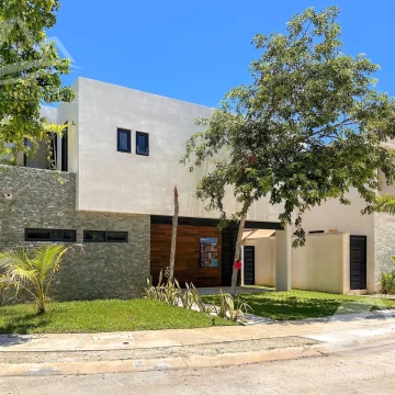 Casa  en  Venta en Playa del Carmen Riviera Maya