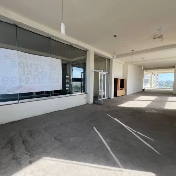 LOCAL EN VENTA EN TORRE FORJADORES, ZONA FORJADORES.