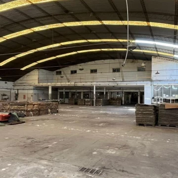 Deposito en Venta de 5.700 m2 cubiertos en Moreno
