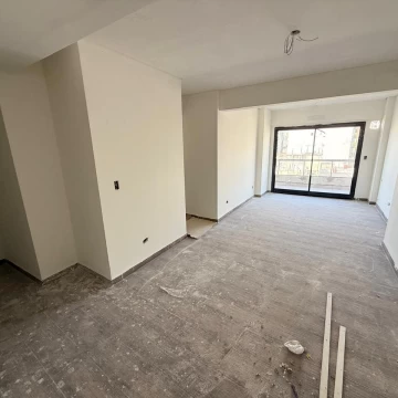 Venta - 3 Ambientes c/balcón - a estrenar - Flores