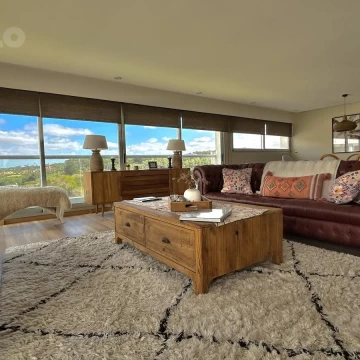 Penthouse espectacular en Playa Brava  