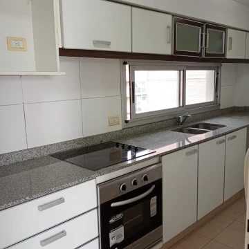 Venta departamento 2 ambientes en Morón.