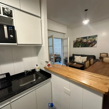 Departamento en venta con patio - Recoleta