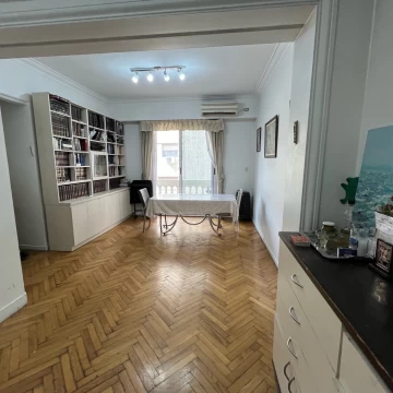 venta- 4 ambientes c/balcón - Barrio Norte