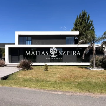 Casa en venta Haras San Pablo 5 ambientes