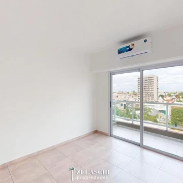 Venta: Departamento 2 ambientes: La Merced y Tres de Febrero