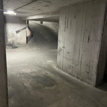 Cochera en Venta en Zona Centro