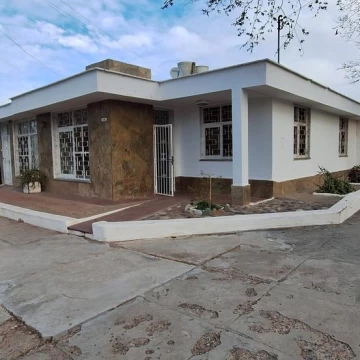 Venta CASA ESQUINA 4 dormitorios   IDEAL PROYECTO COMERCIAL