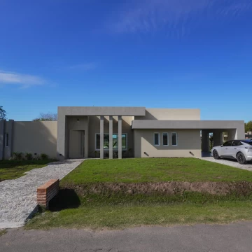 casa a estrenar en venta en club de campo Harás san pablo General Rodriguez