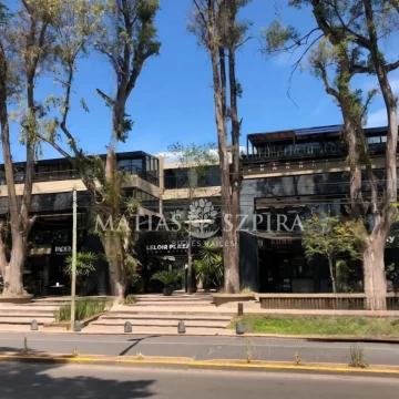 Excelente local en venta en Paseo comercial  Leloir Plaza 