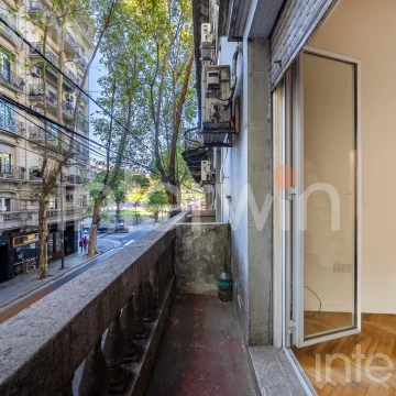 Departamento en Venta - 2 Ambientes - Balcón - Luminoso - Recoleta - Barrio Norte