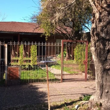 Casa en venta San Antonio De Padua Sur 4 ambientes