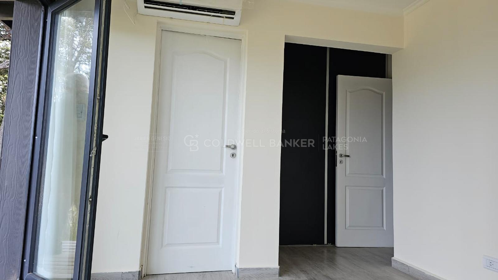 ACCESO BAÑO EN SUITE Y PLACAR PA