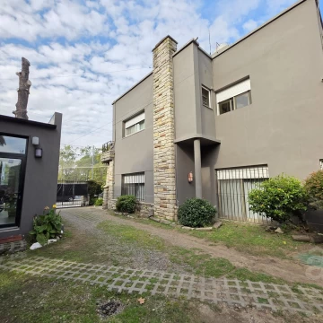 Casa en Venta en San Andrés - Sobre Lote 986 m2