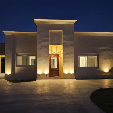 Casa en  Venta  en Country El Nacional Club de Campo, General Rodriguez