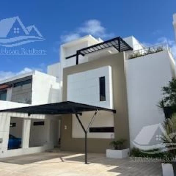 Casa en Venta en Arbolada Cancun