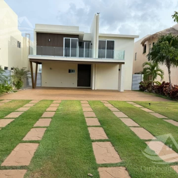 Casa en Renta en Lagos del Sol Cancun