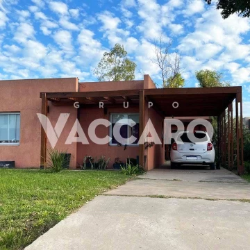 Casa en Venta 3 AMBIENTES en Álvarez del Bosque, Moreno