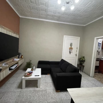 PH  3 ambientes con terraza y parrilla.