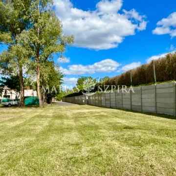 LOTE EN VENTA LA CESARINA