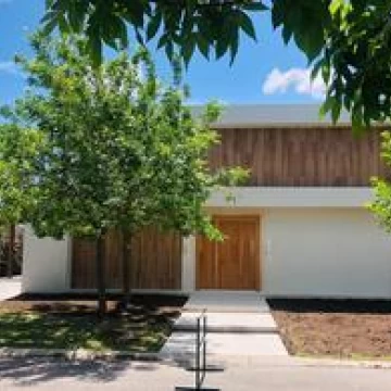 Casa en  Venta y Alquiler 