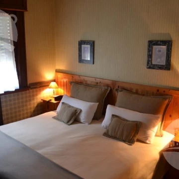 Hostal boutique 9 hab. 3*