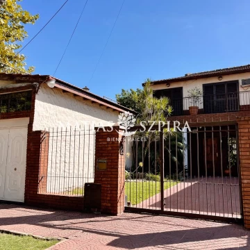 Casa en venta Amancio Alcorta 4 ambientes