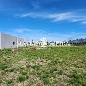VENTA DE LOTE EN SOLAR DE ALVAREZ